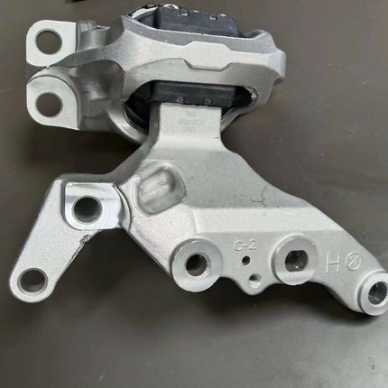 ENGINE MOUNT 11210-4BB0B SERENA C26/C29 RIGHT